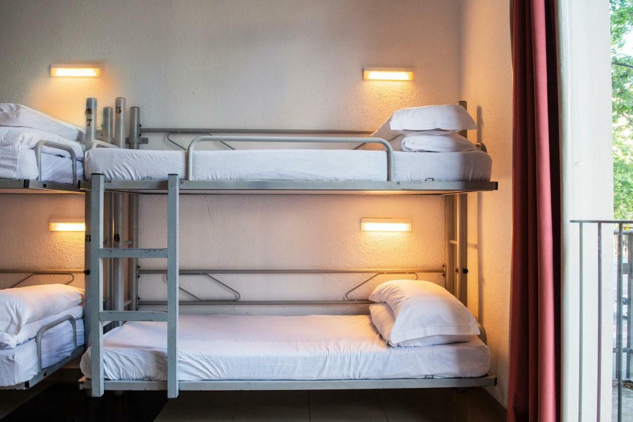 Safestay Barcelona Passeig De Gracia (Adults Only) Exterior photo