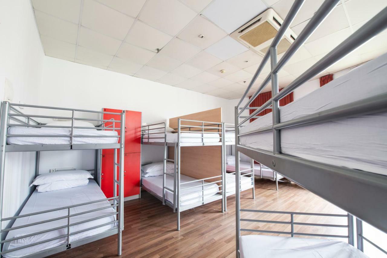 Safestay Barcelona Passeig De Gracia (Adults Only) Exterior photo